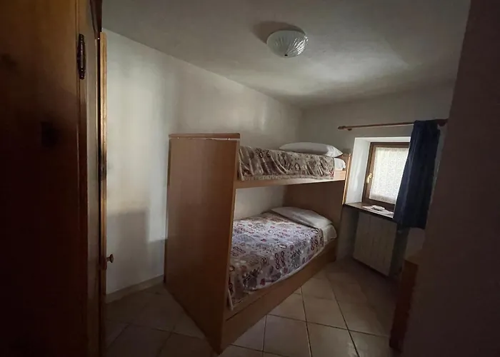 公寓 Casevacanza Val D'ayas 查兰德圣安塞尔