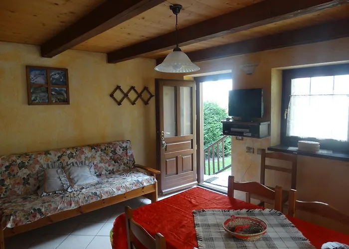 Casevacanza Val D'ayas * 查兰德圣安塞尔